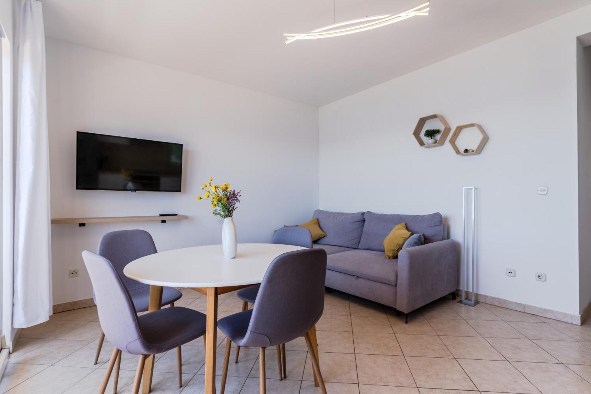 Villa Marin - 4 Apartments Завала Экстерьер фото